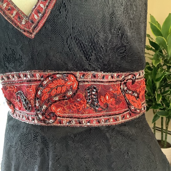 Beautiful NWT Sue Wong dressy top with beaded accents - Picture 11 of 11